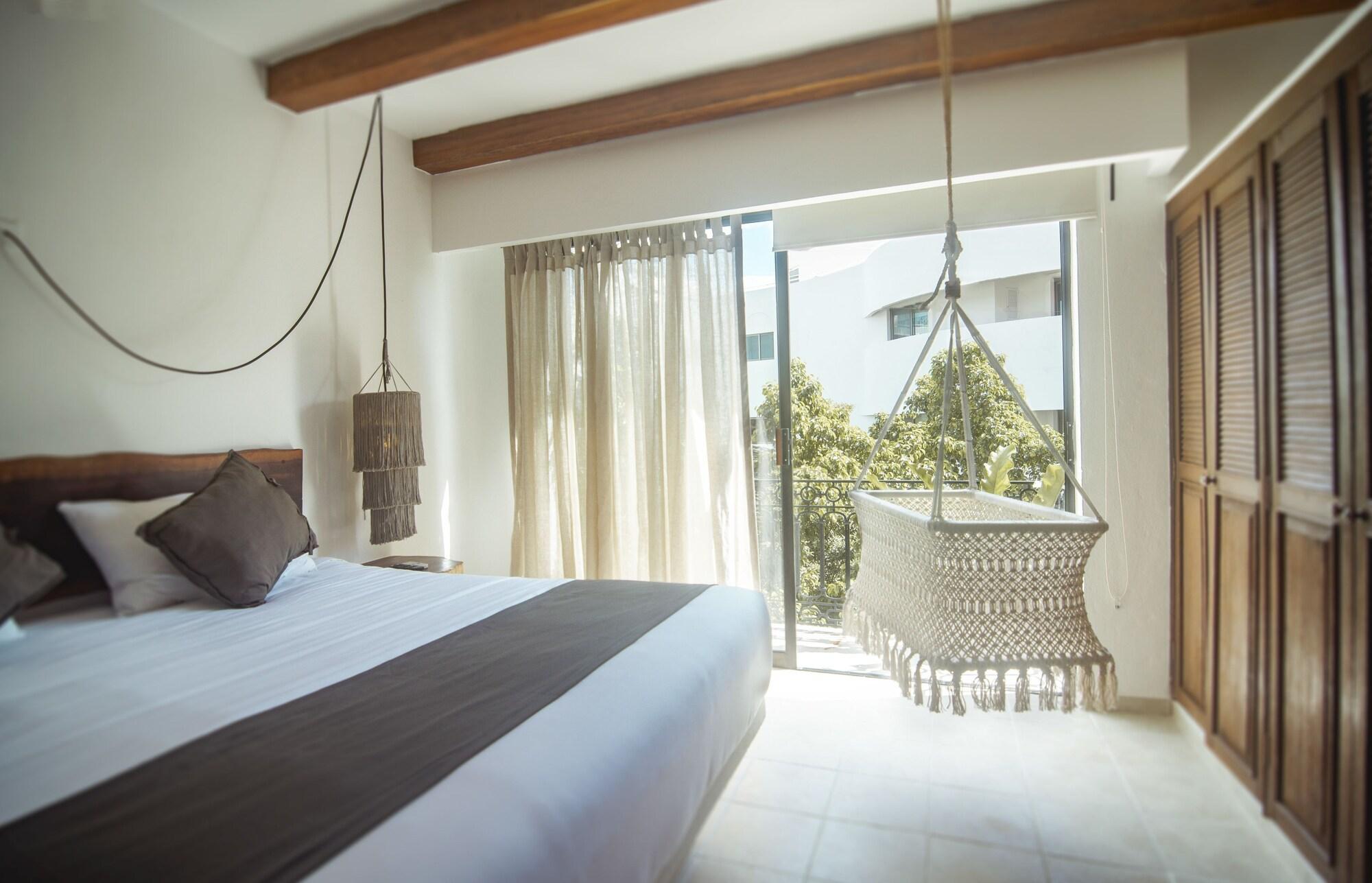 Hotel Banana Boutique & Spa - 5Th Av Плая-дель-Кармен Экстерьер фото
