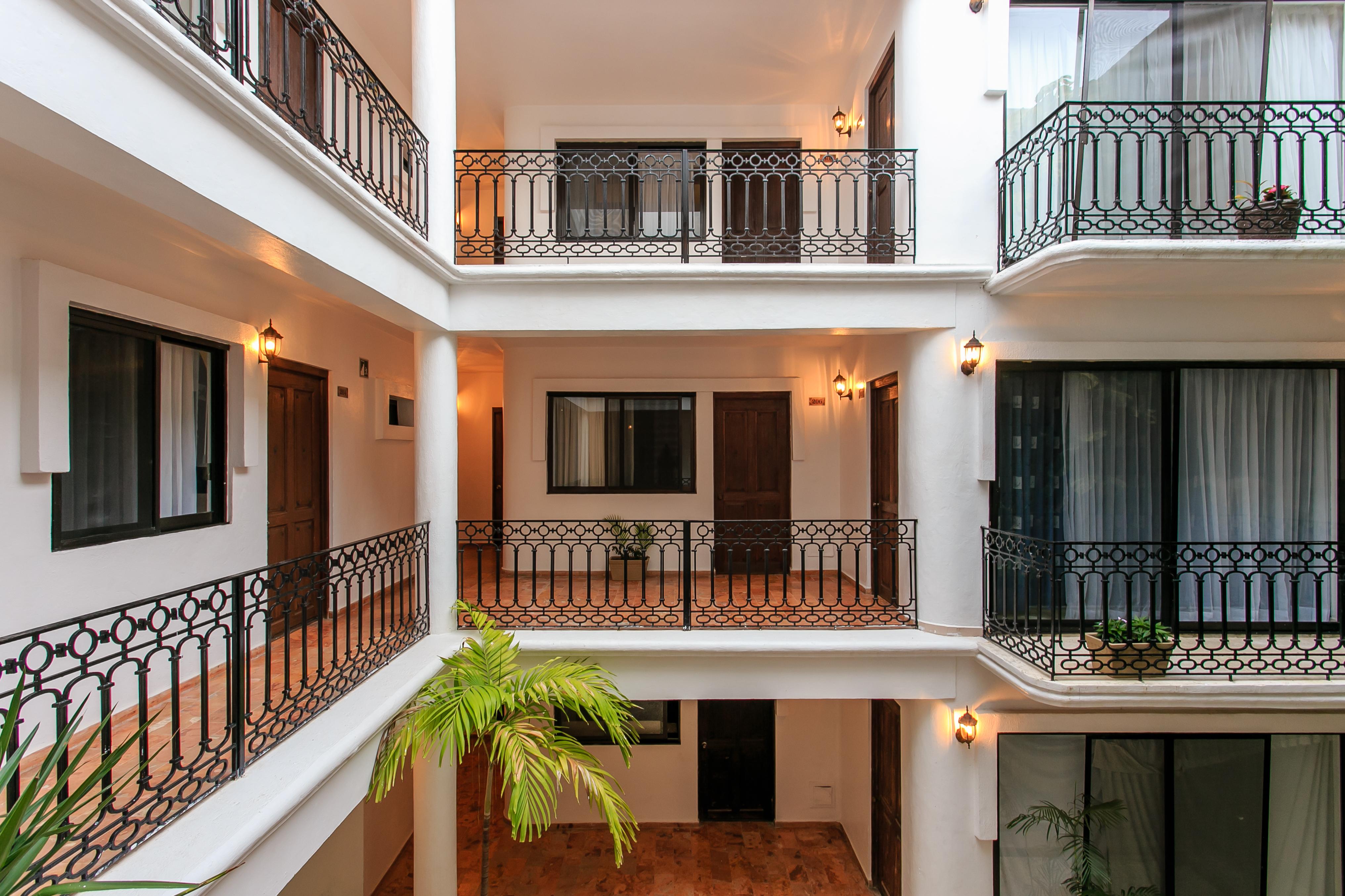 Hotel Banana Boutique & Spa - 5Th Av Плая-дель-Кармен Экстерьер фото