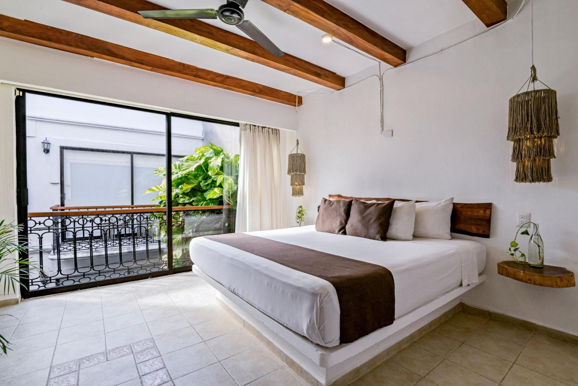 Hotel Banana Boutique & Spa - 5Th Av Плая-дель-Кармен Экстерьер фото